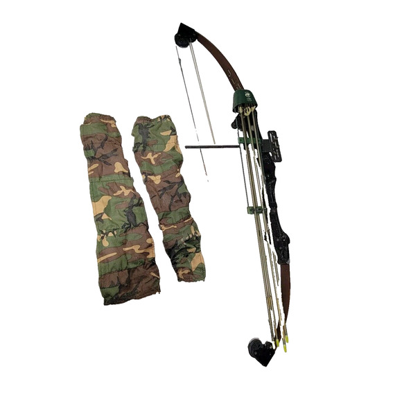 Bear Archery Compound Bow With Quiver Of Arrows Damage Read Description Hunting - Picture 1 of 16